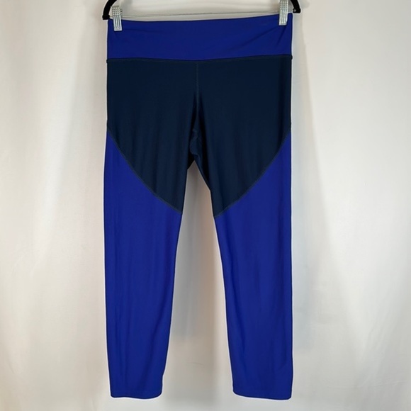 Under Armour Heatgear Blue Cropped Athletic Leggings - Picture 1 of 9